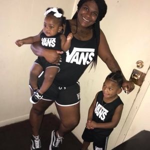 Meet your Posher, Daneshea